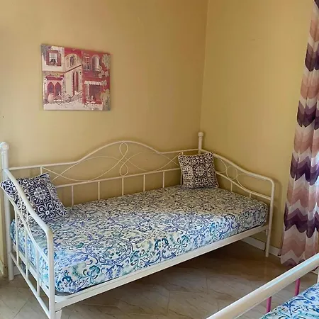 Vecchio Borgo San Lorenzo レイタニ